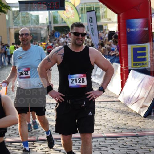 13.06.2025 - Holstenköstenlauf Felixshl http://msf.ph/oto/7925125 13.06.2025 20:05:05 Laufen 2177, 2228, 2987, 3060, 3632, 3960 meine-sportfotos.de