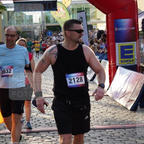 13.06.2025 - Holstenköstenlauf Felixshl http://msf.ph/oto/7925131 13.06.2025 20:05:06 Laufen 2177, 2228, 2987, 3060, 3632, 3960 meine-sportfotos.de