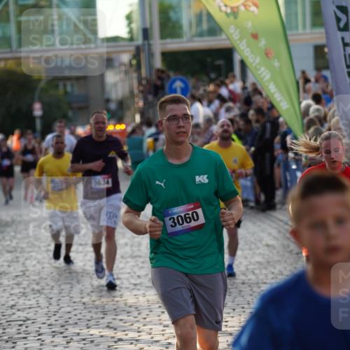 13.06.2025 - Holstenköstenlauf Felixshl http://msf.ph/oto/7925159 13.06.2025 20:05:13 Laufen 2177, 2404, 2987, 3060, 3070, 3072, 3305, 3634, 3790 meine-sportfotos.de