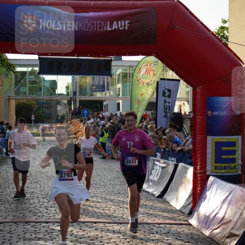13.06.2025 - Holstenköstenlauf Felixshl http://msf.ph/oto/7925203 13.06.2025 20:05:33 Laufen 2099, 2790, 2792, 2850, 3831 meine-sportfotos.de