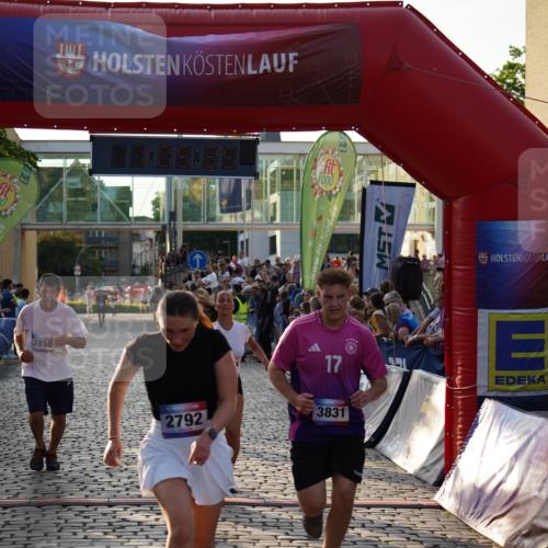 13.06.2025 - Holstenköstenlauf Felixshl http://msf.ph/oto/7925207 13.06.2025 20:05:34 Laufen 2099, 2790, 2792, 2850, 3831 meine-sportfotos.de