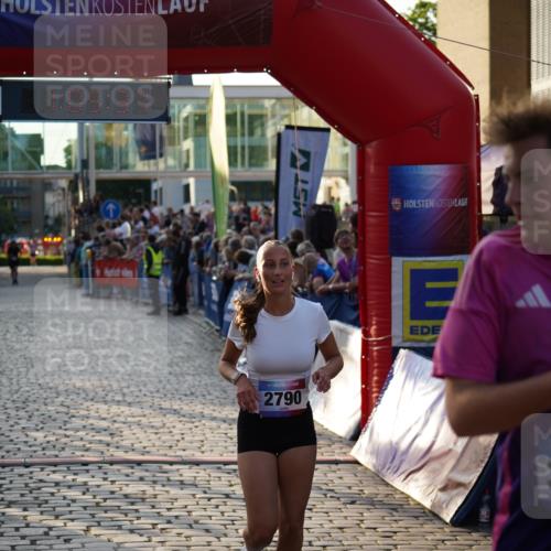 13.06.2025 - Holstenköstenlauf Felixshl http://msf.ph/oto/7925208 13.06.2025 20:05:36 Laufen 2790, 2792, 2850, 3831 meine-sportfotos.de
