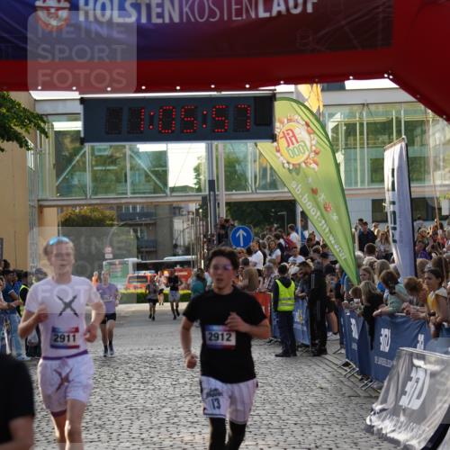 13.06.2025 - Holstenköstenlauf Felixshl http://msf.ph/oto/7925234 13.06.2025 20:05:56 Laufen 2257, 2867, 2911, 2912 meine-sportfotos.de