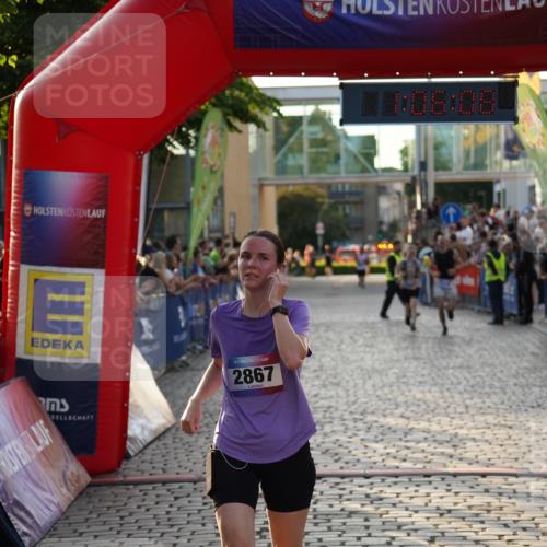 13.06.2025 - Holstenköstenlauf Felixshl http://msf.ph/oto/7925251 13.06.2025 20:06:07 Laufen 2867, 2949, 2950 meine-sportfotos.de
