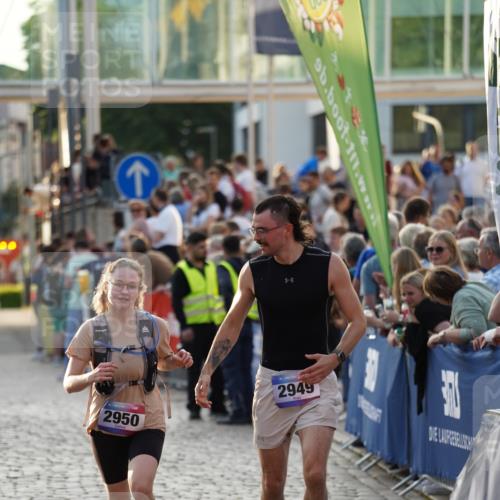 13.06.2025 - Holstenköstenlauf Felixshl http://msf.ph/oto/7925263 13.06.2025 20:06:11 Laufen 2949, 2950 meine-sportfotos.de