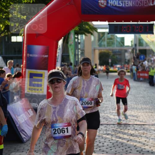 13.06.2025 - Holstenköstenlauf Felixshl http://msf.ph/oto/7925290 13.06.2025 20:07:01 Laufen 2060, 2061, 2936, 3729 meine-sportfotos.de