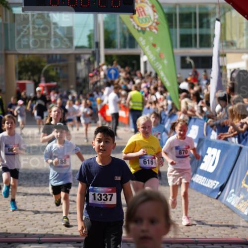 13.06.2025 - Holstenköstenlauf Felixshl http://msf.ph/oto/7925294 13.06.2025 16:23:27 Laufen 221, 327, 359, 483, 616, 750, 870, 988, 1000, 1006, 1337, 1342 meine-sportfotos.de