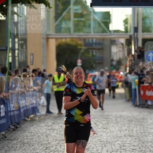 13.06.2025 - Holstenköstenlauf Felixshl http://msf.ph/oto/7925311 13.06.2025 20:07:12 Laufen 2588, 2593, 2923 meine-sportfotos.de
