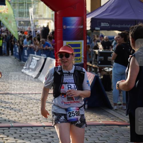 13.06.2025 - Holstenköstenlauf Felixshl http://msf.ph/oto/7925323 13.06.2025 20:07:15 Laufen 2350, 2588, 2593, 2923 meine-sportfotos.de