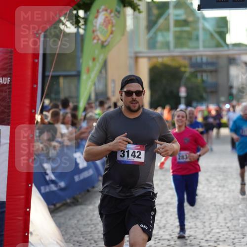 13.06.2025 - Holstenköstenlauf Felixshl http://msf.ph/oto/7925345 13.06.2025 20:07:27 Laufen 2178, 2760, 2836, 2837, 3142, 3217 meine-sportfotos.de