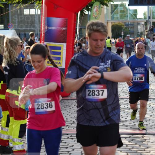 13.06.2025 - Holstenköstenlauf Felixshl http://msf.ph/oto/7925364 13.06.2025 20:07:33 Laufen 2144, 2178, 2283, 2727, 2760, 3217, 3303 meine-sportfotos.de