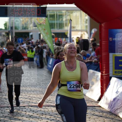 13.06.2025 - Holstenköstenlauf Felixshl http://msf.ph/oto/7925395 13.06.2025 20:07:49 Laufen 2273, 2294, 2333, 2368, 2584, 2742, 3181 meine-sportfotos.de