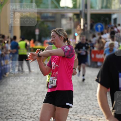 13.06.2025 - Holstenköstenlauf Felixshl http://msf.ph/oto/7925403 13.06.2025 20:07:52 Laufen 2273, 2333, 2368, 2584, 2600, 2601, 2742, 3181 meine-sportfotos.de
