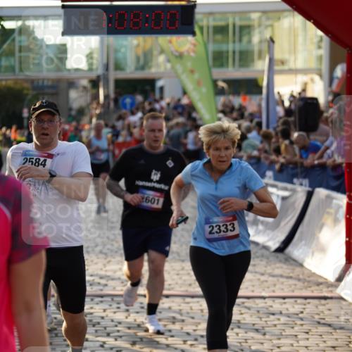 13.06.2025 - Holstenköstenlauf Felixshl http://msf.ph/oto/7925419 13.06.2025 20:07:59 Laufen 2333, 2584, 2600, 2601, 3232 meine-sportfotos.de