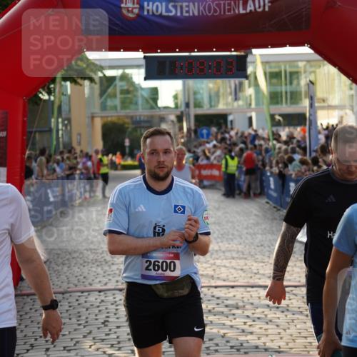 13.06.2025 - Holstenköstenlauf Felixshl http://msf.ph/oto/7925423 13.06.2025 20:08:02 Laufen 2600, 2601, 3053, 3232 meine-sportfotos.de