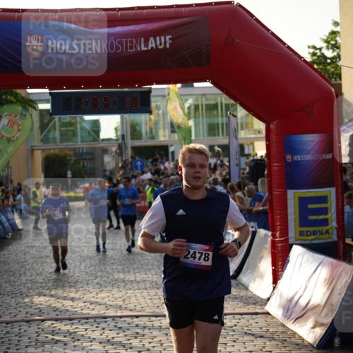 13.06.2025 - Holstenköstenlauf Felixshl http://msf.ph/oto/7925474 13.06.2025 20:08:17 Laufen 2478, 3108, 3111, 3114, 3573 meine-sportfotos.de
