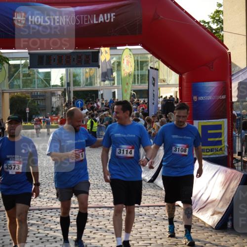 13.06.2025 - Holstenköstenlauf Felixshl http://msf.ph/oto/7925504 13.06.2025 20:08:24 Laufen 2646, 3108, 3111, 3114, 3573 meine-sportfotos.de