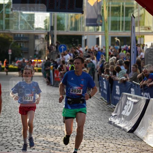 13.06.2025 - Holstenköstenlauf Felixshl http://msf.ph/oto/7925558 13.06.2025 20:08:49 Laufen 2030, 2031, 2520, 3590 meine-sportfotos.de