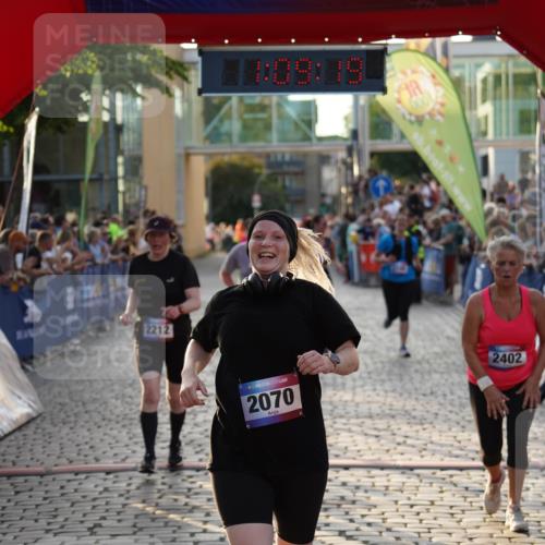 13.06.2025 - Holstenköstenlauf Felixshl http://msf.ph/oto/7925619 13.06.2025 20:09:18 Laufen 2070, 2212, 2240, 2242, 2402, 2805, 3176, 3179 meine-sportfotos.de