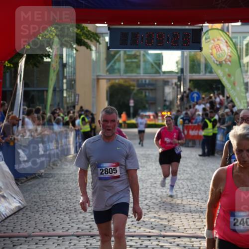 13.06.2025 - Holstenköstenlauf Felixshl http://msf.ph/oto/7925635 13.06.2025 20:09:22 Laufen 2212, 2240, 2242, 2805, 3176, 3179 meine-sportfotos.de