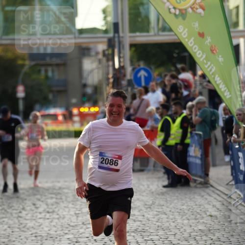 13.06.2025 - Holstenköstenlauf Felixshl http://msf.ph/oto/7925696 13.06.2025 20:09:57 Laufen 2086, 3143 meine-sportfotos.de