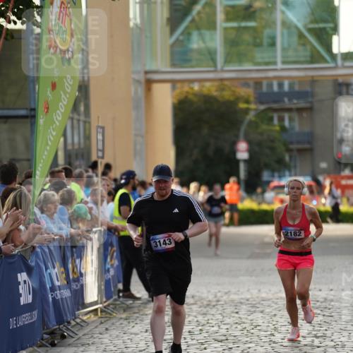 13.06.2025 - Holstenköstenlauf Felixshl http://msf.ph/oto/7925720 13.06.2025 20:10:01 Laufen 2086, 2182, 3143 meine-sportfotos.de