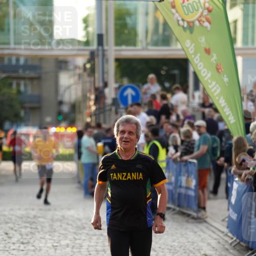 13.06.2025 - Holstenköstenlauf Felixshl http://msf.ph/oto/7925783 13.06.2025 20:10:37 Laufen 2516 meine-sportfotos.de