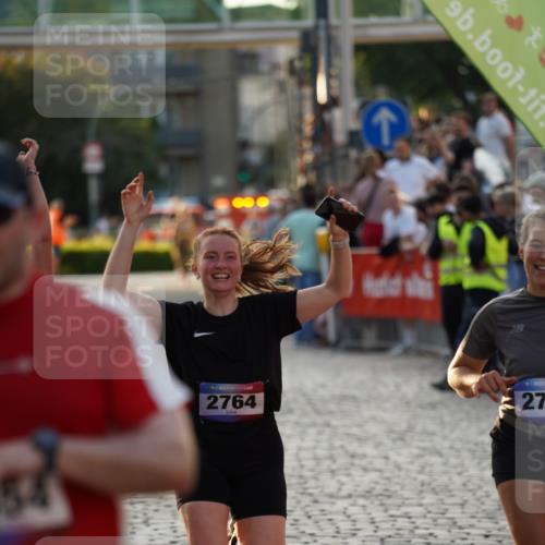 13.06.2025 - Holstenköstenlauf Felixshl http://msf.ph/oto/7925825 13.06.2025 20:10:58 Laufen 2490, 2554, 2764 meine-sportfotos.de