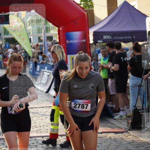 13.06.2025 - Holstenköstenlauf Felixshl http://msf.ph/oto/7925837 13.06.2025 20:11:01 Laufen 2490, 2764 meine-sportfotos.de