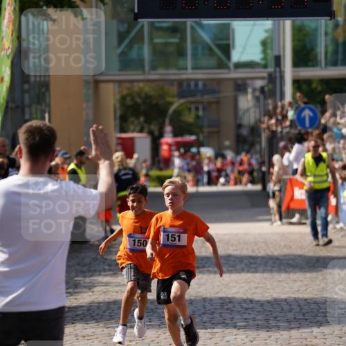 13.06.2025 - Holstenköstenlauf Felixshl http://msf.ph/oto/7925840 13.06.2025 16:35:08 Laufen 150, 151 meine-sportfotos.de