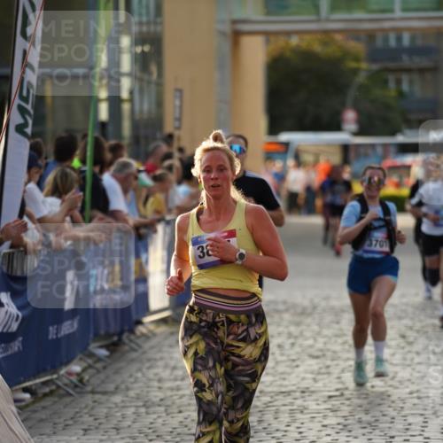 13.06.2025 - Holstenköstenlauf Felixshl http://msf.ph/oto/7925843 13.06.2025 20:11:27 Laufen 3701, 3702, 3815, 3941 meine-sportfotos.de