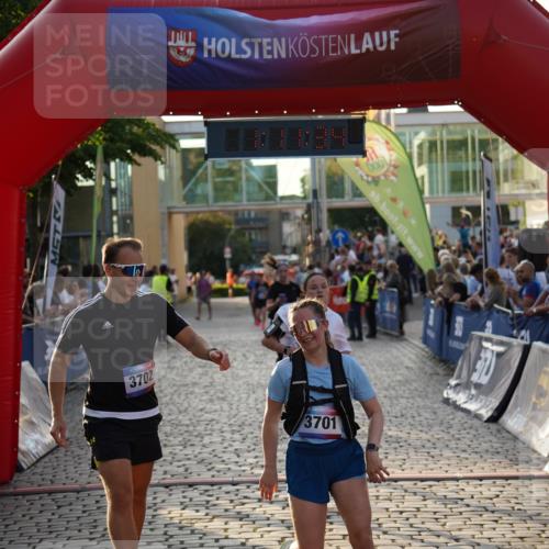 13.06.2025 - Holstenköstenlauf Felixshl http://msf.ph/oto/7925869 13.06.2025 20:11:33 Laufen 2366, 3701, 3702, 3941 meine-sportfotos.de