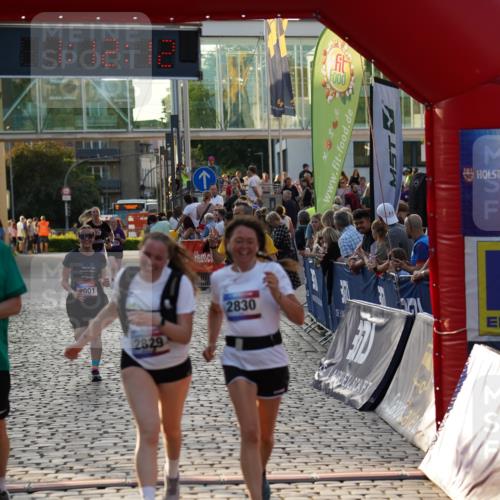 13.06.2025 - Holstenköstenlauf Felixshl http://msf.ph/oto/7925945 13.06.2025 20:12:11 Laufen 2001, 2119, 2271, 2829, 2830, 3061 meine-sportfotos.de