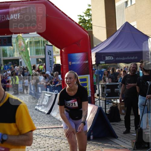 13.06.2025 - Holstenköstenlauf Felixshl http://msf.ph/oto/7925986 13.06.2025 20:12:21 Laufen 2271, 2726 meine-sportfotos.de