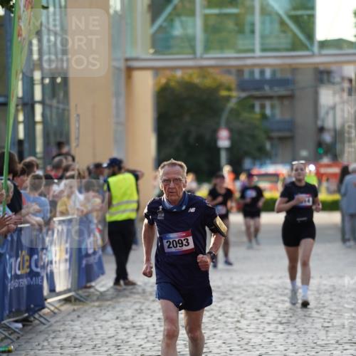 13.06.2025 - Holstenköstenlauf Felixshl http://msf.ph/oto/7926019 13.06.2025 20:12:56 Laufen 2093, 3914 meine-sportfotos.de