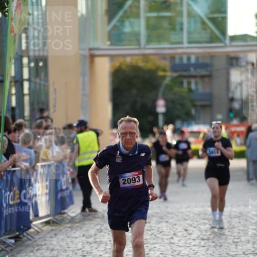 13.06.2025 - Holstenköstenlauf Felixshl http://msf.ph/oto/7926023 13.06.2025 20:12:57 Laufen 2093, 3914 meine-sportfotos.de