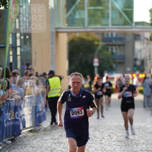 13.06.2025 - Holstenköstenlauf Felixshl http://msf.ph/oto/7926027 13.06.2025 20:12:57 Laufen 2093, 3914 meine-sportfotos.de