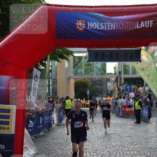 13.06.2025 - Holstenköstenlauf Felixshl http://msf.ph/oto/7926031 13.06.2025 20:12:59 Laufen 2093, 2825, 3914 meine-sportfotos.de