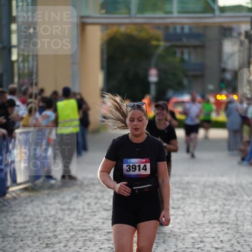13.06.2025 - Holstenköstenlauf Felixshl http://msf.ph/oto/7926046 13.06.2025 20:13:03 Laufen 2825, 3914 meine-sportfotos.de