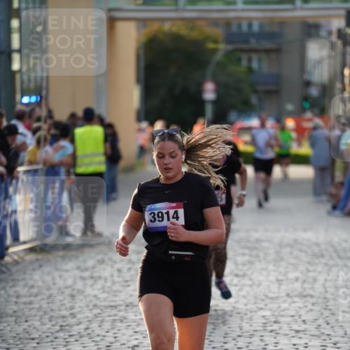 13.06.2025 - Holstenköstenlauf Felixshl http://msf.ph/oto/7926050 13.06.2025 20:13:03 Laufen 2825, 3914 meine-sportfotos.de