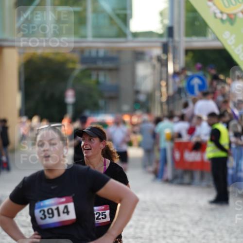 13.06.2025 - Holstenköstenlauf Felixshl http://msf.ph/oto/7926061 13.06.2025 20:13:07 Laufen 2088, 2825, 3914 meine-sportfotos.de
