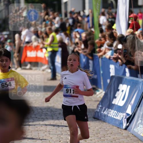 13.06.2025 - Holstenköstenlauf Felixshl http://msf.ph/oto/7926069 13.06.2025 16:36:17 Laufen 94, 135, 376, 382, 387, 391, 515, 520, 631, 646, 654, 898, 911, 1128, 1868 meine-sportfotos.de
