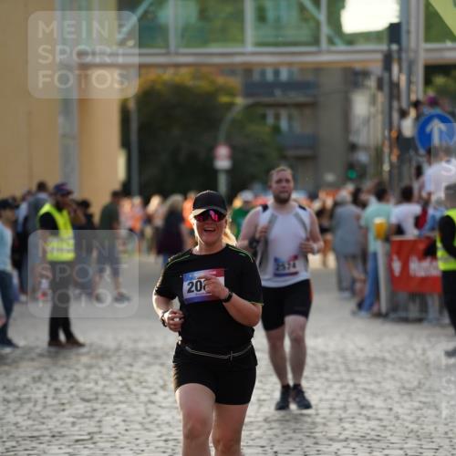 13.06.2025 - Holstenköstenlauf Felixshl http://msf.ph/oto/7926074 13.06.2025 20:13:14 Laufen 2088 meine-sportfotos.de