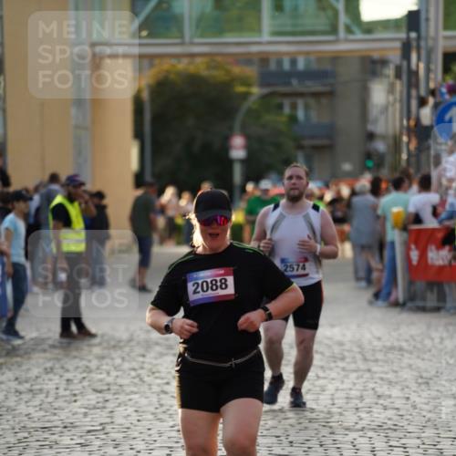 13.06.2025 - Holstenköstenlauf Felixshl http://msf.ph/oto/7926079 13.06.2025 20:13:14 Laufen 2088 meine-sportfotos.de