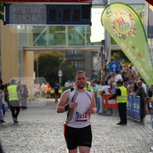 13.06.2025 - Holstenköstenlauf Felixshl http://msf.ph/oto/7926099 13.06.2025 20:13:18 Laufen 2088 meine-sportfotos.de