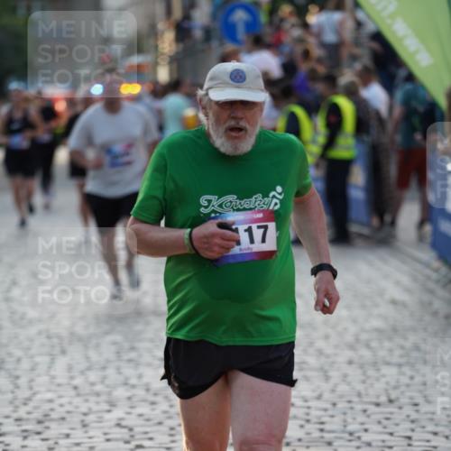 13.06.2025 - Holstenköstenlauf Felixshl http://msf.ph/oto/7926143 13.06.2025 20:13:34 Laufen 2117, 2935, 3699 meine-sportfotos.de