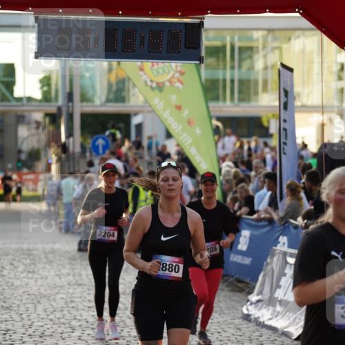 13.06.2025 - Holstenköstenlauf Felixshl http://msf.ph/oto/7926170 13.06.2025 20:13:46 Laufen 2204, 2205, 2880, 3250 meine-sportfotos.de