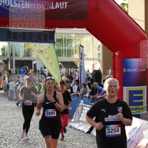13.06.2025 - Holstenköstenlauf Felixshl http://msf.ph/oto/7926174 13.06.2025 20:13:46 Laufen 2204, 2205, 2880, 3250 meine-sportfotos.de