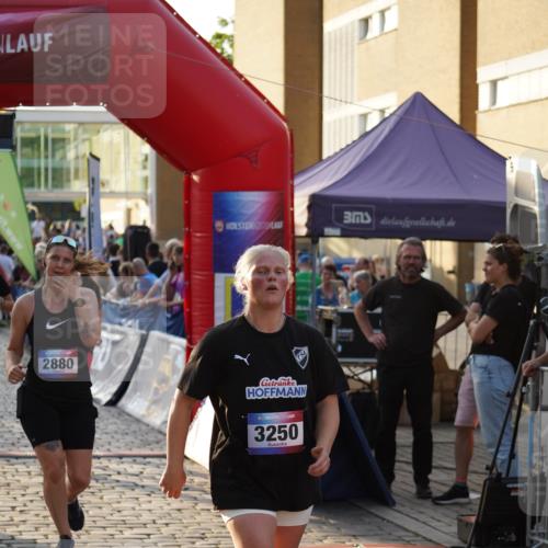 13.06.2025 - Holstenköstenlauf Felixshl http://msf.ph/oto/7926176 13.06.2025 20:13:47 Laufen 2204, 2205, 2880, 3250 meine-sportfotos.de