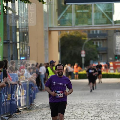 13.06.2025 - Holstenköstenlauf Felixshl http://msf.ph/oto/7926184 13.06.2025 20:14:06 Laufen 2397, 2730 meine-sportfotos.de